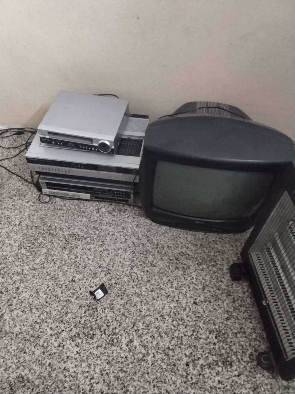 للبيع الكل شغالين السعر عل الخاص


**إذا كنت صاحب هذا الإعلان وتريد حذفه لأي سبب، رجاءا أرسل رسالة إلى الدعم الفني**