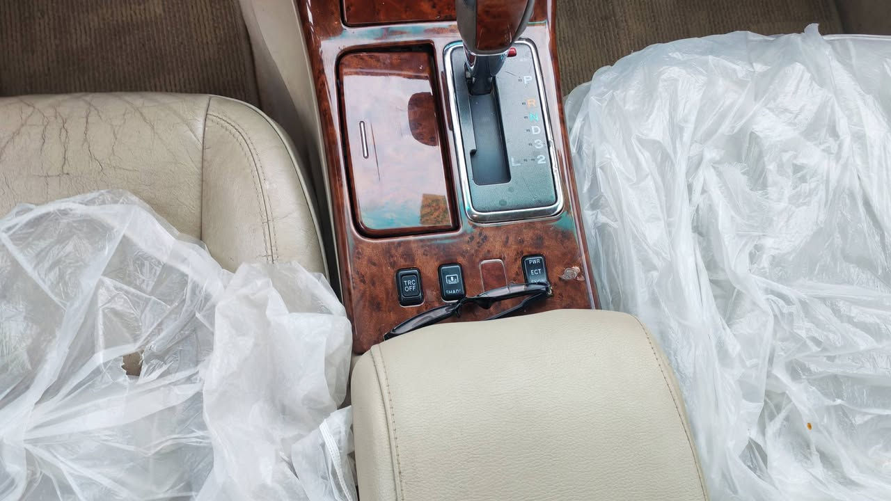 السلام عليكم جنون خضراوي قرار48 كرستال اصل سنويه 2027 تنتهي رقم بصره انكليزي تلث دكم ديفور الجبير تبريد ثلج
غرفه جلد كفاله كص ونقل والضربه القويه
مامكفوله من الصبغ حداديه حلوه تخم تاير 
ويل نجمه سياره حلوه تجي وشوف بعينك
السعر 130 وبيه مجال قليل كلش مكاني البصره القبله 
***********
***********
