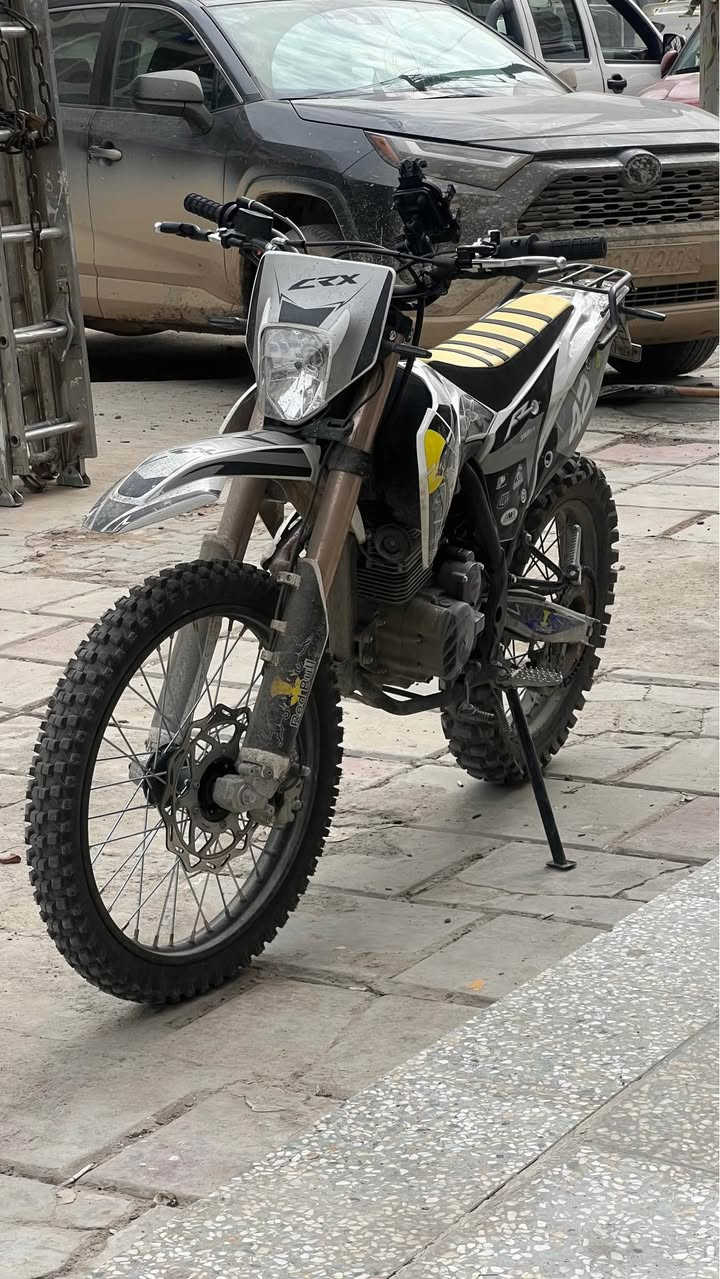 قفاز للبيع CRX300cc زيرو سعر 1850 بيه مجال 
رقم للتواصل 775 053 2083‬ بغداد, العراق

