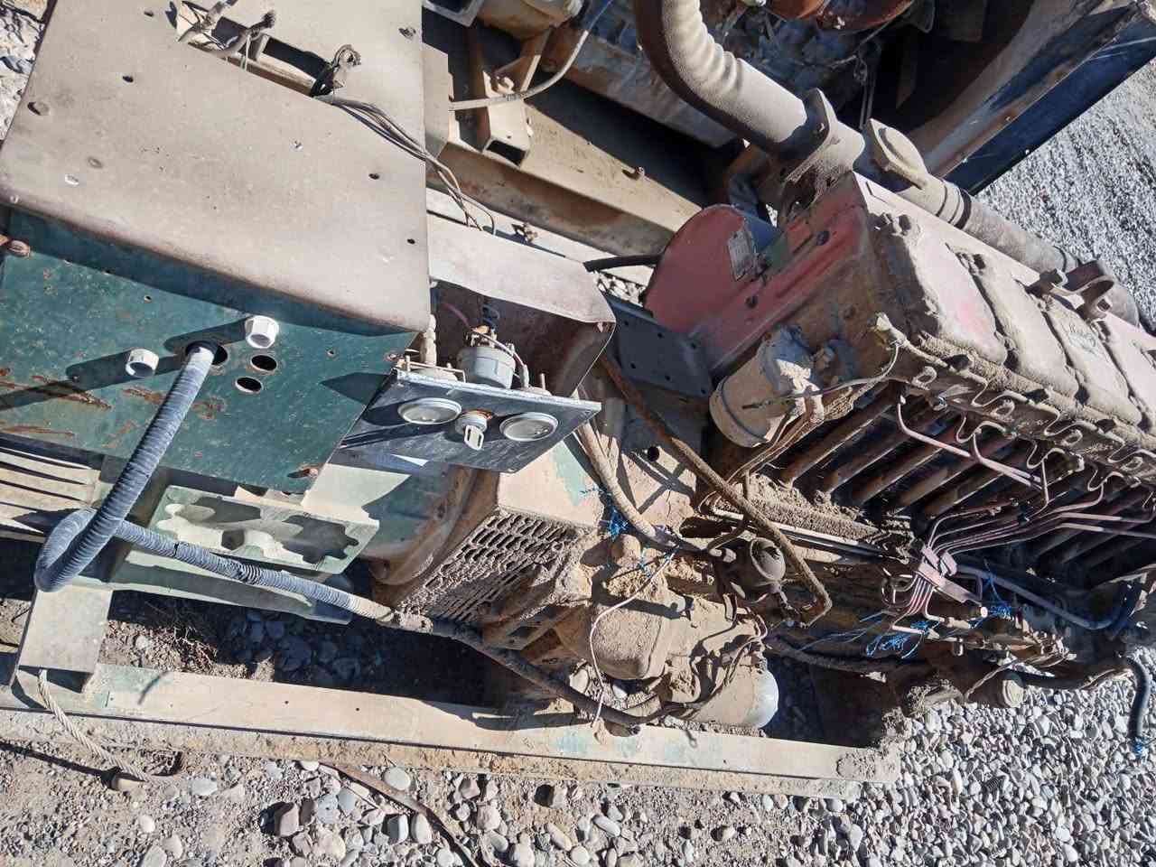 مولد دويز انكليزي 80 كيفي 6 سلندر متروك سعر 14 ورقه ديالى ***********
