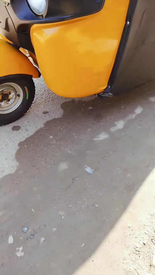 سلام عليكم تكتك 2020 ما مرقم تكتك كفاله عامه مكاني بغداد العبيدي سعر التكتك 5800
وبيهه مجال 
رقمي ***********
