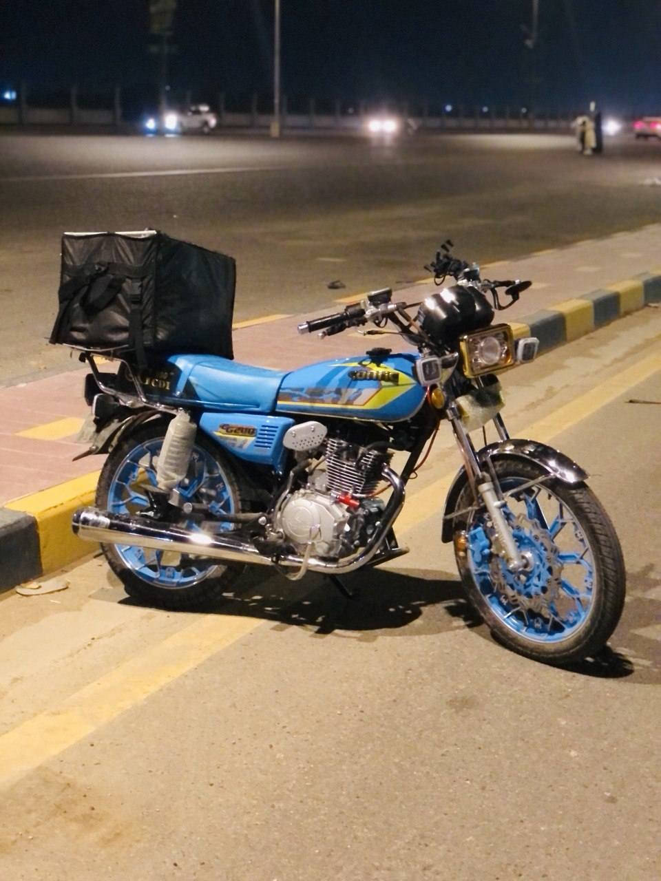 اسلام عليكم
مديل 2025 طالعه بشهر ل٧
بصمه.. سويج.. تشغيل عن بعد.. هندر
دشبول. لمس الكتروني + انبيثري وشاشه
الدراجه مايحتاج احجي عنها ابحث وشوف مواصفاتها... وكيلها العارضي اوراقها كامله
الدراجه (  حريمه ياخذها شخص مو جناي )
لان ماتتفوت وسعرها جوه السوك بهواي 🔥
مكاني نجف قرية الغدير


**إذا كنت صاحب هذا الإعلان وتريد حذفه لأي سبب، رجاءا أرسل رسالة إلى الدعم الفني**