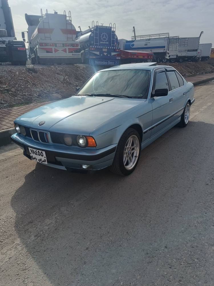 بيئم 1990 فول به س گير عادي 4 جام كاره با ئاوينه كاره با ته بريد ساردو گه رم به شه رت لايت زينؤن ناو گيچ ئه لقه ئه مو گياني ئيمه ويل ئيم قوفل مه ركه زي كامل ليدوو ئيم بري فايه ر مالي دوسته.  به شه رتي تحويلو موسو براوه غرامه *********** السليمانية, العراق
