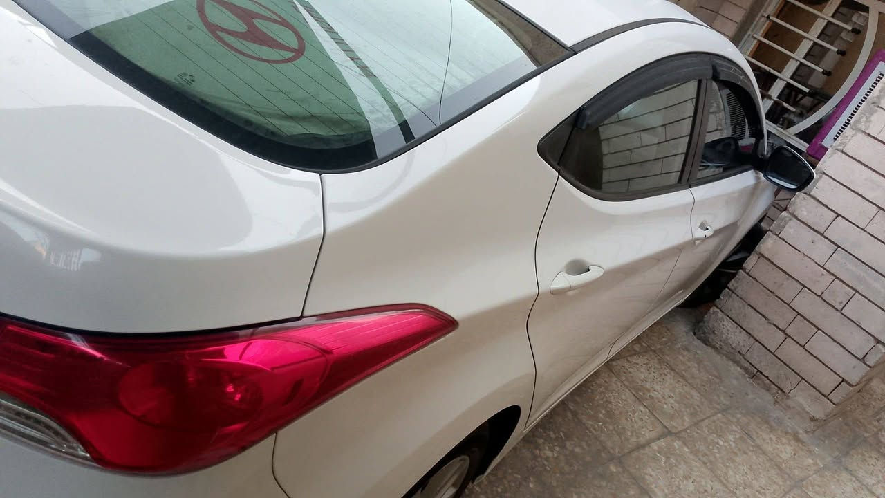 اانترا  وارد امريكي
فول واحد ع واحد 
بصمة 
فتحة 
ويل كب 
نضام ايكو تقليل الصرف البانزين
تحكمات 
تبريد تدفئة 
كشنات جلد 
كاعية جلد
مكينة الفين 
كير ومكينة مكفولات
اشاير بلمري
مانع تزحلق
ضرر امريكة شبر بلبنيد معدل بارد مامصبوغ
صفحة السياق مشخوطة وموجودة صورها 
اذا تحب ادزلكياها وسونر موجود دزلي وتساب او راسلني خاص ادزلك عنوان الشعب والسعر خاص صدر جديد امامي خلفي وهزة جديدة وسنوية لل27
تخم تاير جديد
عنوان الشعب *********** بغداد
