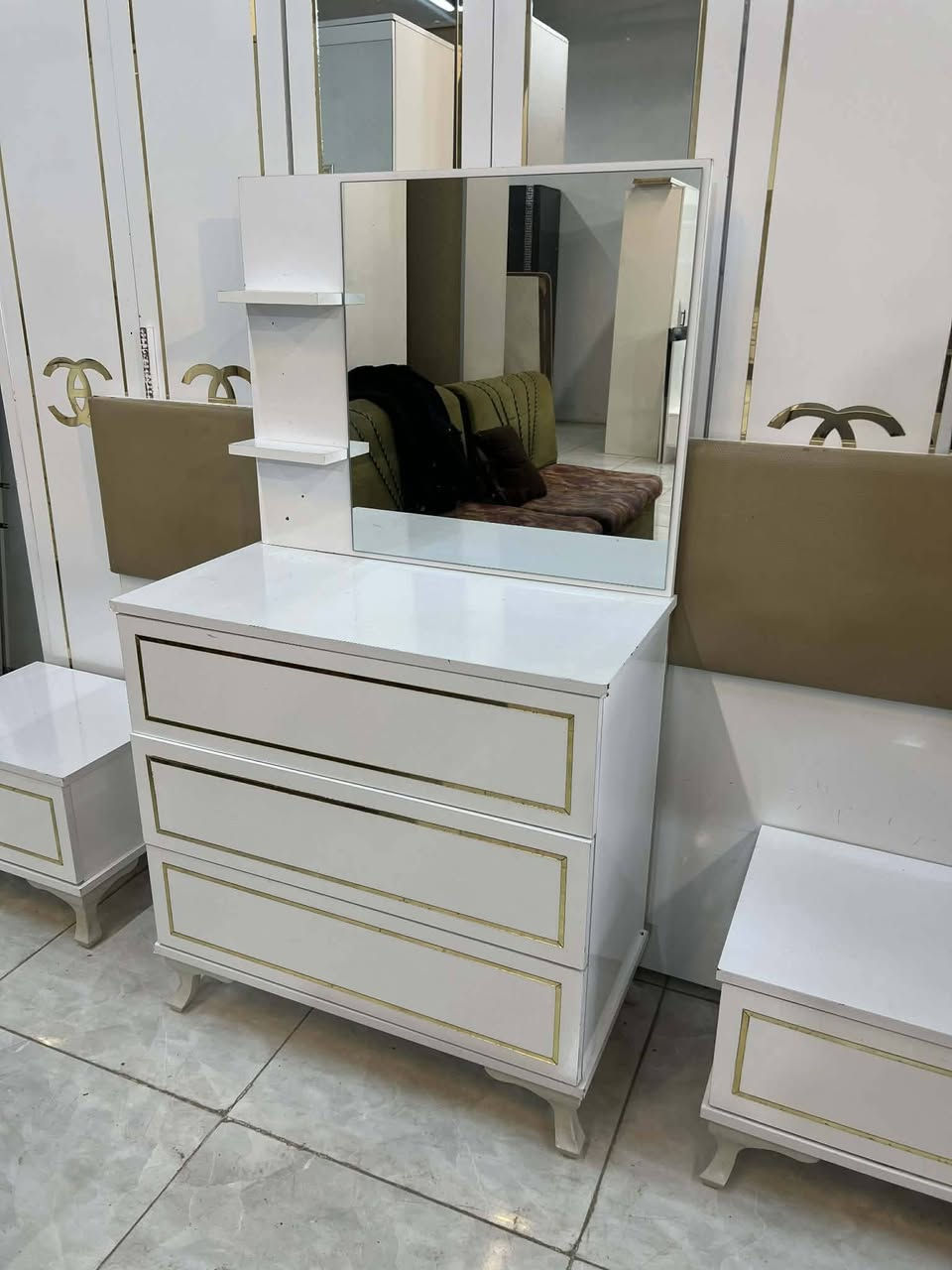 توفرت غرفة 
 ٥قطع 
نظافة، 75
سعر ،، 450
 الشد ونقل داخل بغداد مجاني محافضات بكروه


**إذا كنت صاحب هذا الإعلان وتريد حذفه لأي سبب، رجاءا أرسل رسالة إلى الدعم الفني**