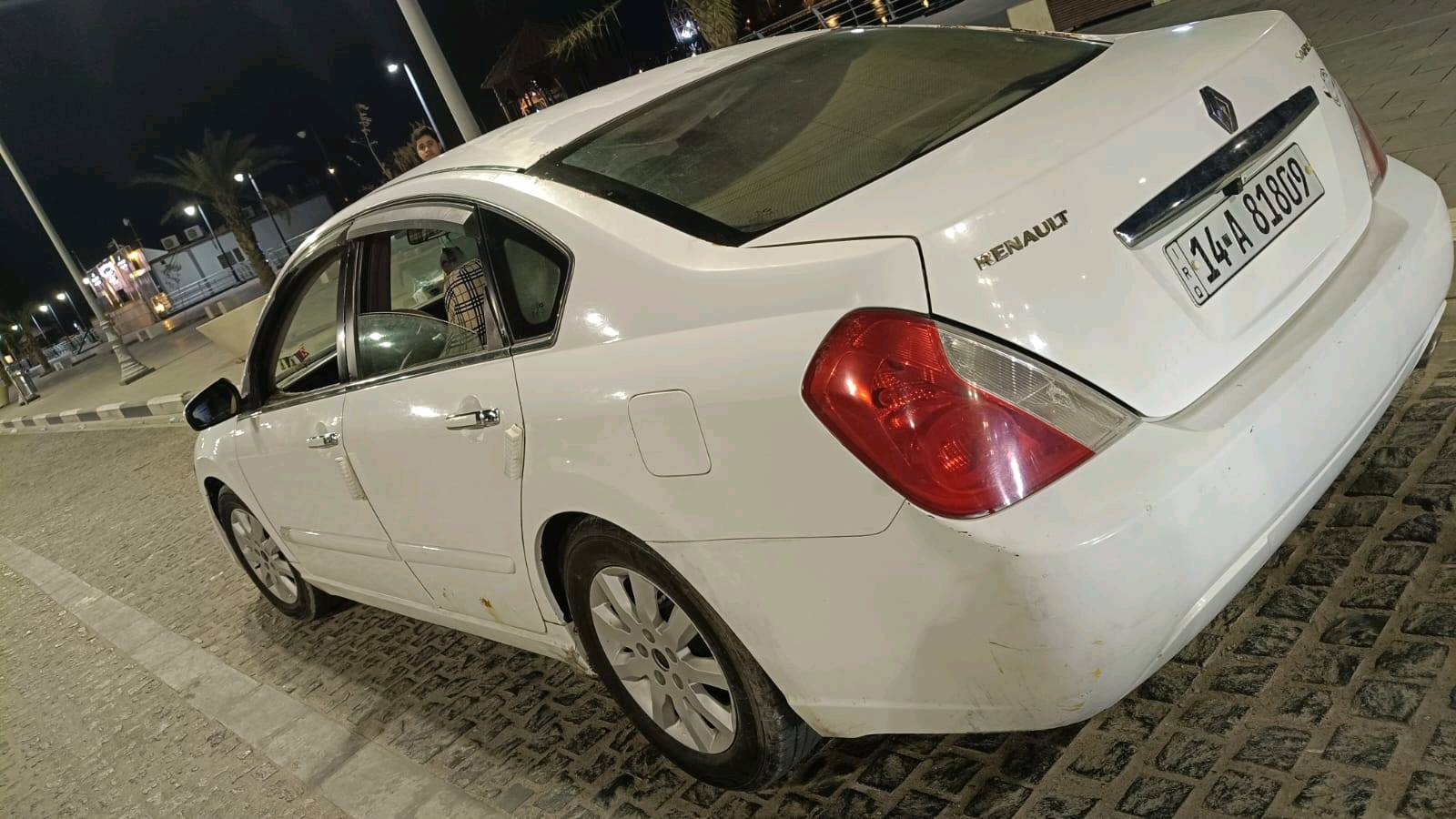 رينو سفران مديل 9 أربعة سلندر سياره رقم نكليزي بسمي العنوان البصره الجبيله 