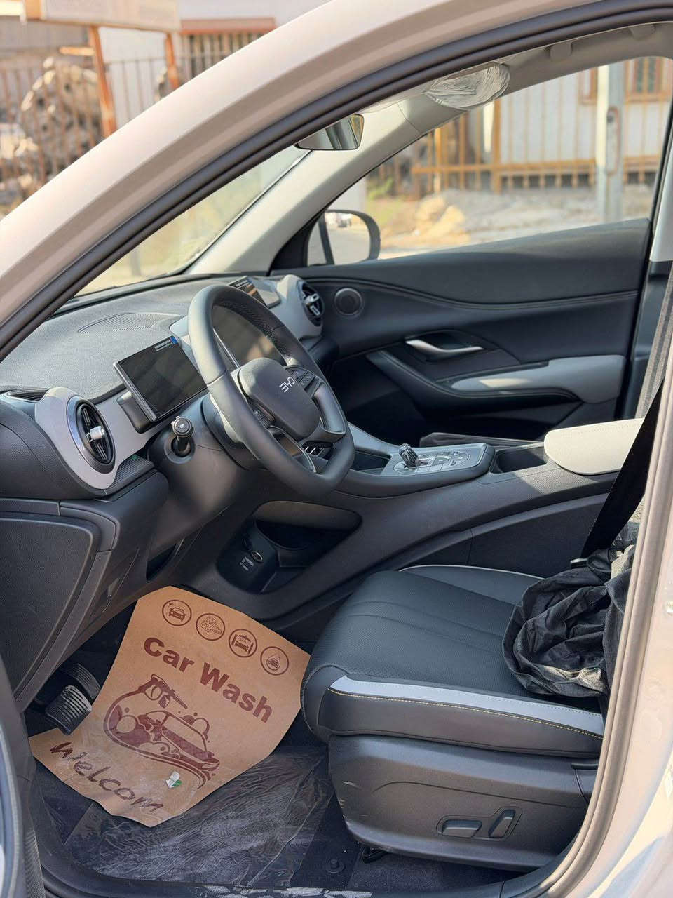 💰 **دفعة أولى فقط 1500 دينار**
📄 على **الهوية + هوية كفيل (أنثى قرابة أولى)**
✔️ **شامل جميع المصاريف**
✔️ **تمويل إسلامي**

📞 **للتواصل السريع:** 0797135810
🚗*BYD Sealion 05 DM-i موديل 2025 Plug-in Hybrid
━━━━━━━━━━━━━━━

⚡ **أداء ومدى ممتاز**
🔹 محرك **1500 CC هايبرد – 4 سلندر**
🔹 **218 حصان**
🔹 بطارية **18.3 kWh**
🔹 مدى كهربائي حتى **112 كم**
🔹 مدى إجمالي حتى **1400 كم** بفل البنزين

━━━━━━━━━━━━━━━

✨ **أهم المواصفات**
✔️ سقف **بانوراما**
✔️ **مقاعد جلد كهرباء**
✔️ **شاشة كبيرة + Apple CarPlay + WiFi**
✔️ **كاميرات 360°**
✔️ **عداد ديجيتال**
✔️ **بصمة تشغيل**
✔️ **مثبت سرعة + تحكم طارة**
✔️ **إضاءة LED + Ambient Lights**
✔️ **حساسات أمامية وخلفية**
✔️ **صندوق خلفي كهرباء**

🛡️ **أنظمة أمان**
✔️ **Lane Assist**
✔️ **Collision Warning**
✔️ **وسائد هوائية Airbags**

━━━━━━━━━━━━━━━

⚠️ **الكمية محدودة – الحجز بالأسبقية**

📞 **اتصل الآن:**
0797135810 عمان, محافظة عمان


**إذا كنت صاحب هذا الإعلان وتريد حذفه لأي سبب، رجاءا أرسل رسالة إلى الدعم الفني**