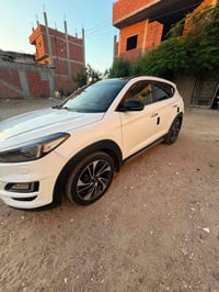 توسان ٢٠٢٠ • فبريكا بالكامل • ماشي ٩٧٠٠٠