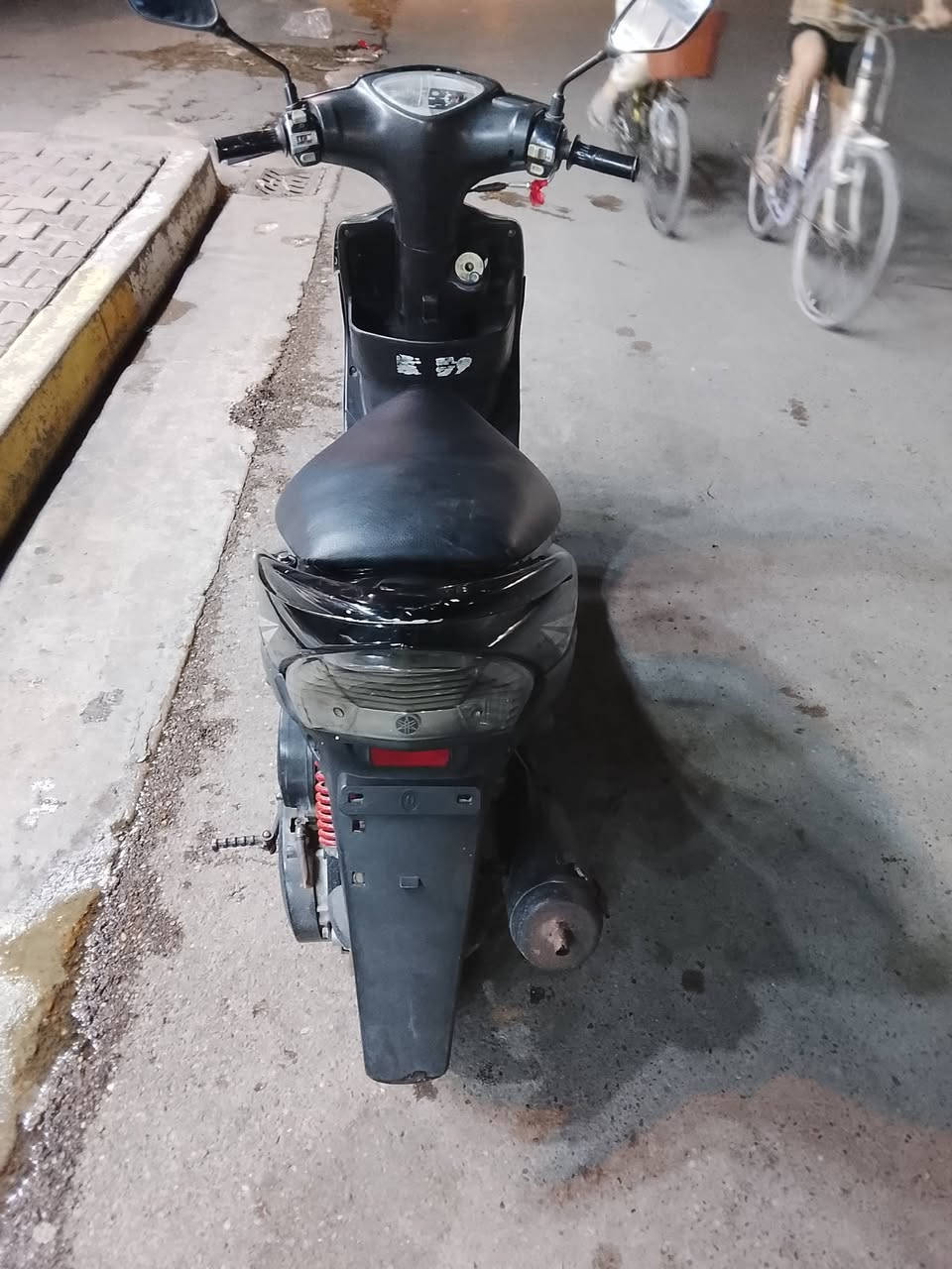 السلام عليكم يوجد دراجه ماكس عدله لبيع نضيفه كفرات امبدله مكينه جديده استفسار ***********
