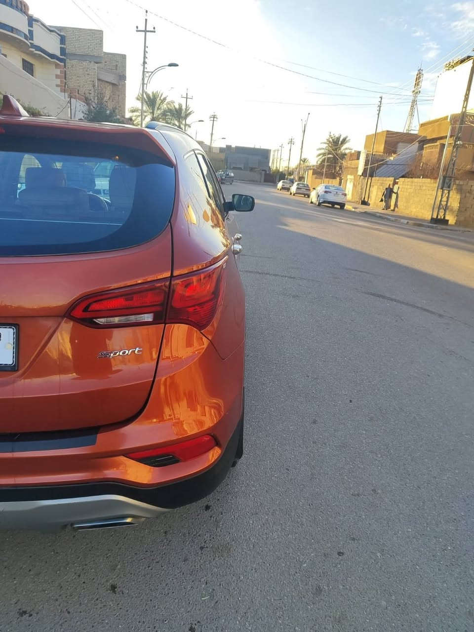 سنتافيه ٢٠١٧ 
محرك ٢٤٠٠ 
٤سلندر وارد امريكي 
ضربه باب الايمن فقط 
السياره نضيفه وماشيه ٦٠ الف 
رقم بغداد باسمي  140 وبيه مجال مراوس بجارجر لو اوباما 
الرقم ***********
