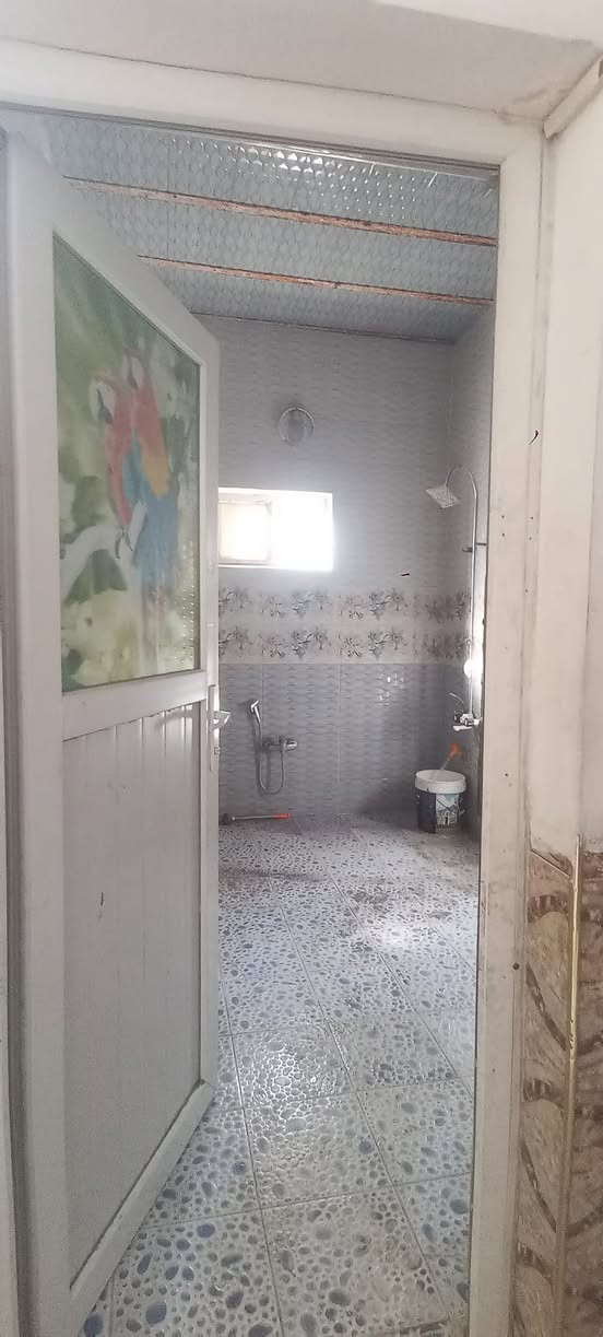 بيت للايجار ٢٠٠م حي الزيتون شارع القوس غرفتين وصاله ومطبخ وصحيات داخليه وخارجيه وبراني وغرفه فوك طابق ٢
للاستفسار الاتصال على الرقم ***********
