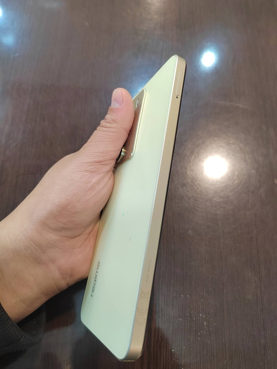 السلام عليكم جهاز ريلمي سي 75 ذاكره 512 رام 16 8+8 مستخدم شهر شرط جلخ مابي اخو الجديد غراضه كله كامله السعر 200 الف مكاني جانب الأيمن حي 17 تموز ***********
***********
