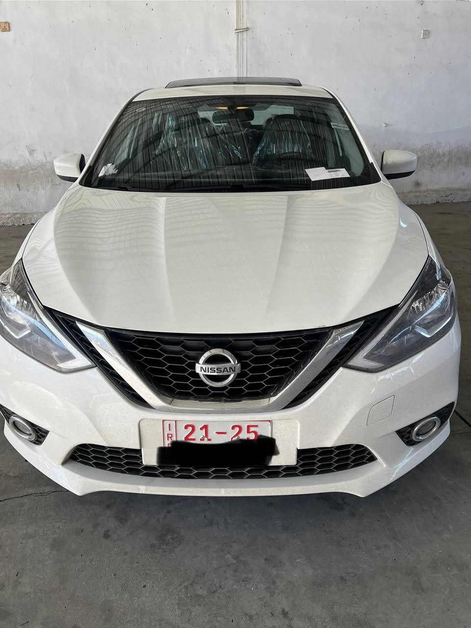 سينترا مودیل ٢٠٢٥ فول ، ٩٠٠ كيلومه تر روويشتووه  سعري خوار بازار ٤ تا ٥ وه ره كه متري شه ريكه یەک مانگی ماوە بۆ رەقەم سفری شەریکە هیچ هیچی نیە 
***********
