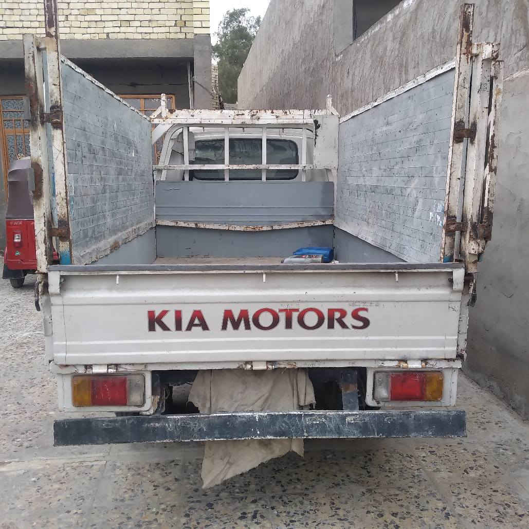 السلام عليكم
كيه موديل ٩٤ باسمي ،كير ومحرك نضيفات ،تخم تاير وصدر جديد ،مشط وباور هستني شادلهن ،سياره جديدة ما عوزه اي شي،تحويل مباشر،رقم انكليزي والسعر ٤٨وبيهة مجال
العنوان بغداد حسينيه المعامل
الرقم : *********** بغداد, العراق
