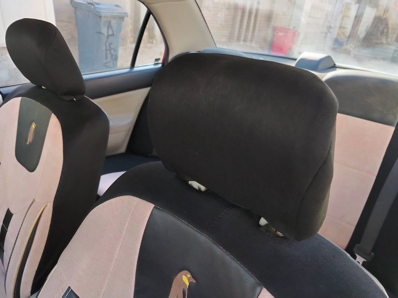 لانسر 2010رقم ديوانية ألماني مكفولة من التبديل بيها طخات بسيطه  واكو خياس مقدار بسيط جدا بالقارة مثل ما موضح بالصور مكينة نظيفة وتبريد ممتاز حالة السيارة بالعموم جيدة وهي استخدامها كان نسائي السنوية منتهية 
السعر ٧٧ مع مجال بسيط مكاني الديوانية
الاتصال فقط واتس اب ***********
شكرا للجميع
