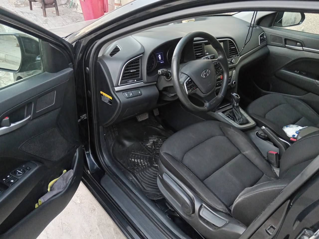 النتره 17 مكفوله بس بنيد صبغ بارد بلصندوك زغير فقط سياره كارتون مكينه كير حداديه كارتون مكينه 2000 دوش بسمي سنويه 30 تريد تحويل تريد وكاله سعر 120 وبيها مجال شراي يخابر ***********
