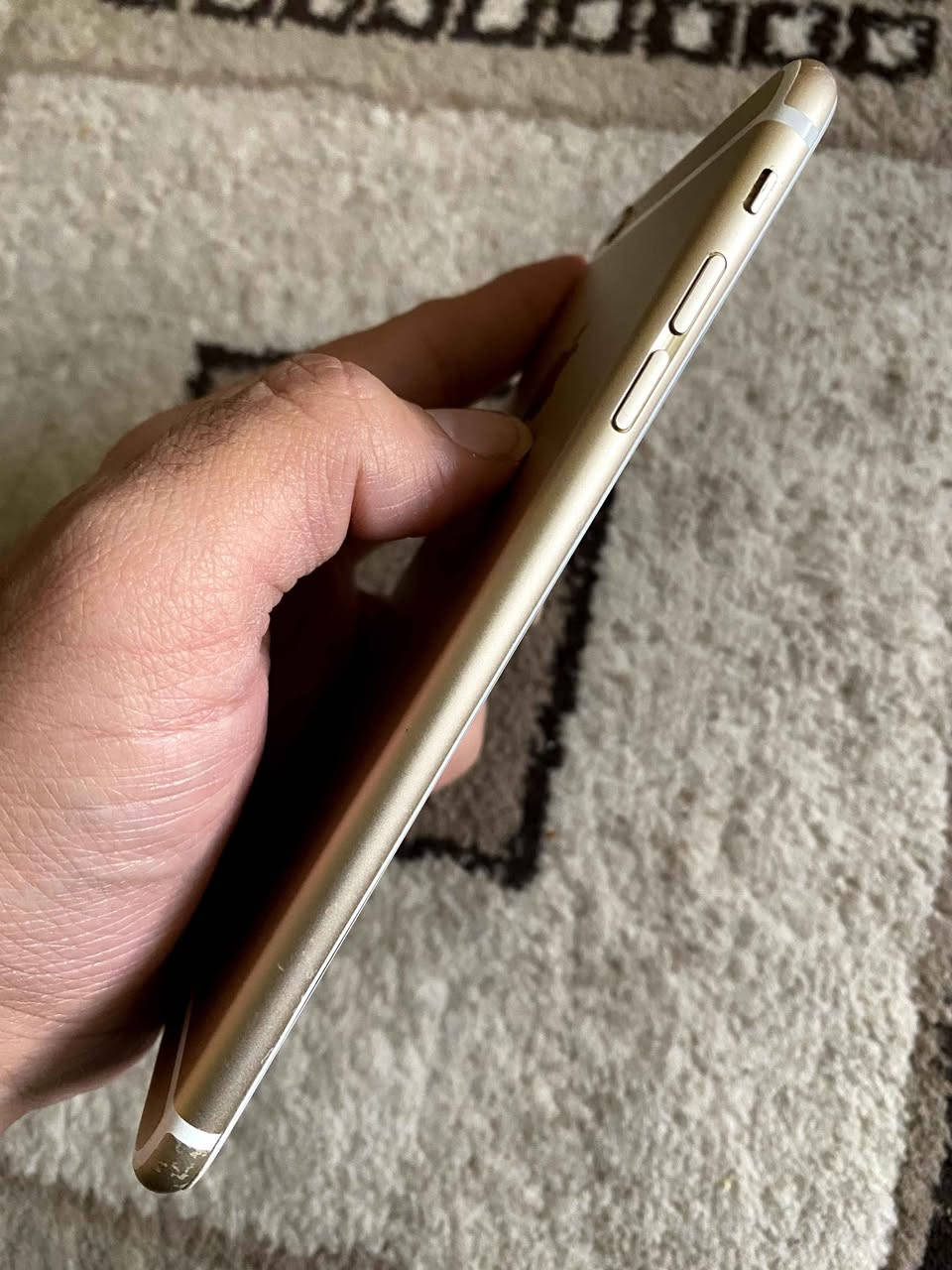 ئایفۆن (6s plus)
ئایفۆن شەش ئێس پڵەس ڕۆز گۆڵد
زۆرپاک ماوەتەوە
زاکیرە 64 گێگا
بەشەرتی سیم بەسمەو هەموو گیانی ئیشەکات بەشەرت
پۆبجی ئەخوێنێتەوە
نرخی 50 هەزار  قفڵ معامەلەی نییە
شوێن سلێمانی گەیاندنیش بەردەستە السليمانية, العراق


**إذا كنت صاحب هذا الإعلان وتريد حذفه لأي سبب، رجاءا أرسل رسالة إلى الدعم الفني**