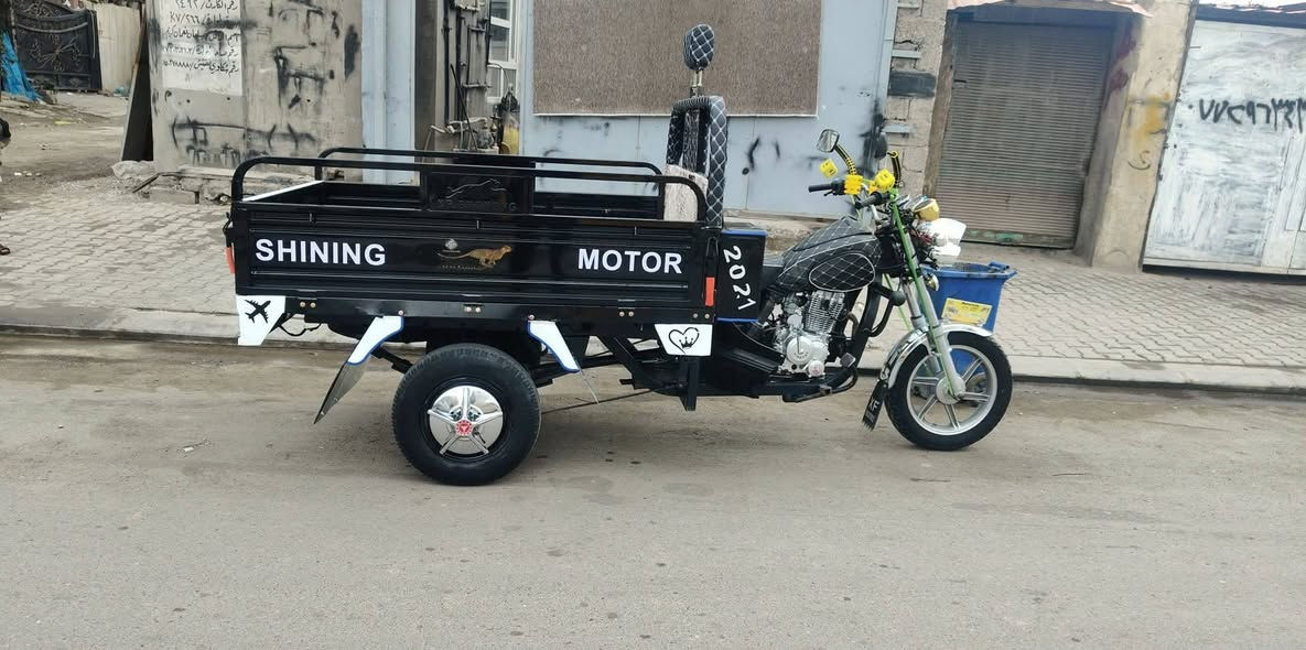 سلام عليكم موديل 2024جديده كلش مستخدمه شي قليل كلش ع وضع شركه اوراق كامله منفيس كمرك رقم شاصي وتاخذه من باب بيت
مكاني بغداد سعر 1800
***********
