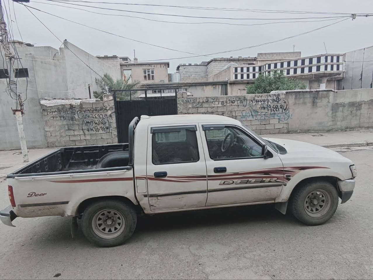 پیکاب دیر 2007  بە خ 
مە نە فیست ئە سلی
گێر مە کینە بە شە رت شوین چوارقوڕنە
***********
