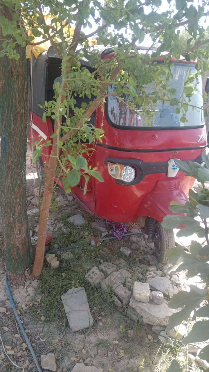 السلام عليكم
تكتك بياجو 2018 أوراقها اصولية كشرها بلادي المحرك جديد كسر فلين TVS ستيرن TVS أغراضها متوفرة مال TVS وياله باجاج التكتك متعوب عليها السعر 3500
مكاني بغداد شعله
للاستفسار  في تعليقات


**إذا كنت صاحب هذا الإعلان وتريد حذفه لأي سبب، رجاءا أرسل رسالة إلى الدعم الفني**