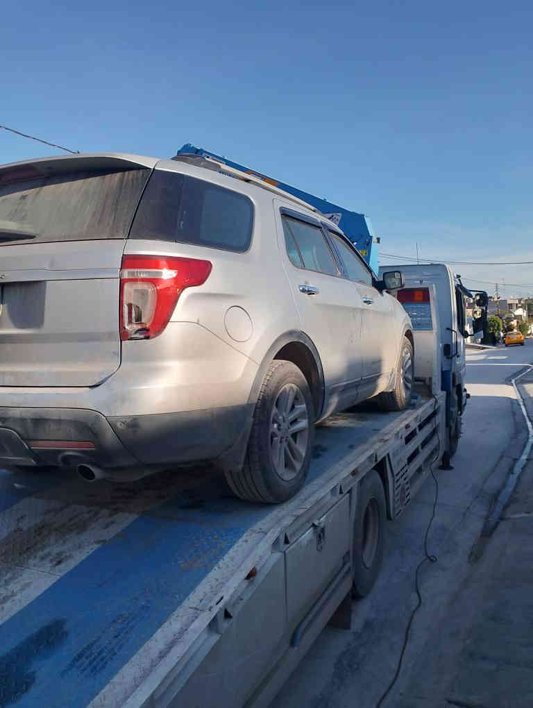 كرين فلات للاجرة داخل وخارج كركوك 
لنقل السيارات 🚐+🚙+🛻+🚛+🚕
لنقل المولادت🏭
على مدار 24 ساعة 
رقم الهاتف/*********** كركوك, العراق
