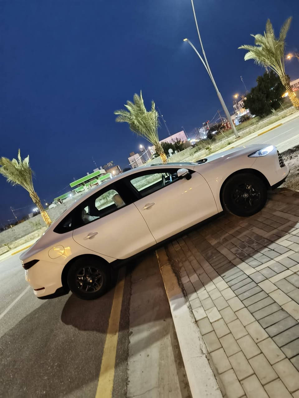 السلام عليكم بي واي دي كن بلاس زيرو مرقم بغداد كامل بسمي ماشيه ٢٠٠ كيلو بعدهه زيرو فول داخل بيجي المرغوب تانكي يمشيك ٢٤٠٠ كيلو كفاله عامه من الزلغ والرصعه السعر( ١٩:٥٠٠) عنوان كربلاء المقدسه
الاتصال
***********
***********
