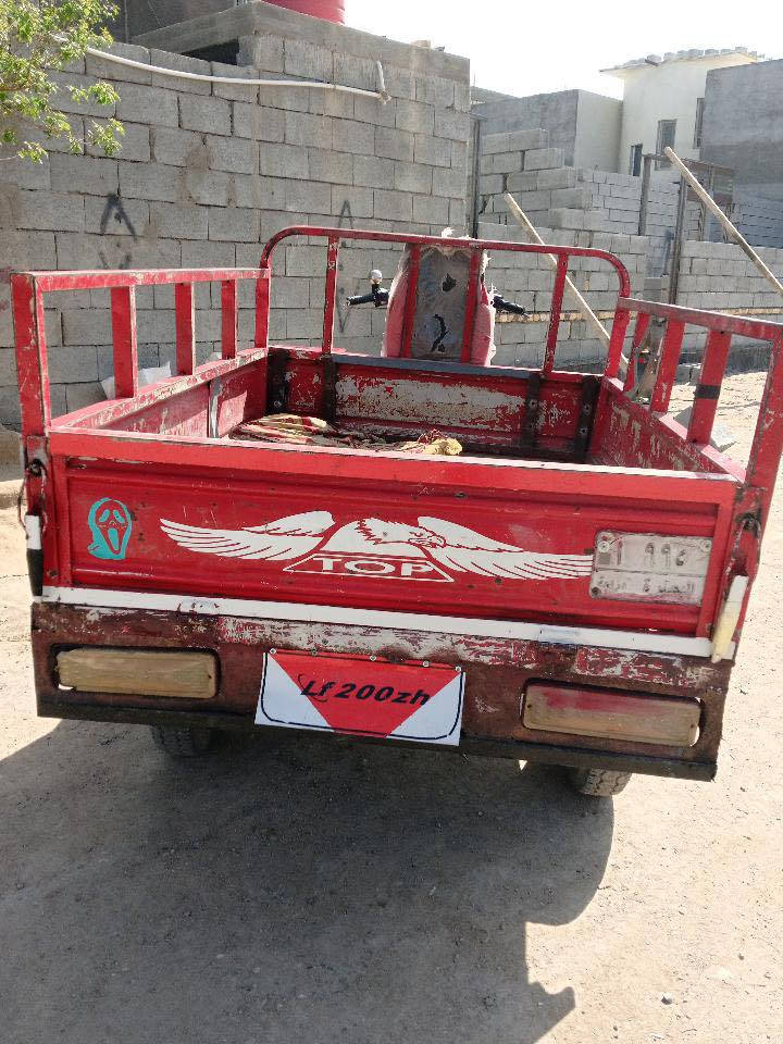 للبيع ستوته تعمير نضيفه رقم وسنويه مديل 10
عنواني بصره تنومه شط العرب السعر مليون و550  وبيها مجال
واتساب ***********
