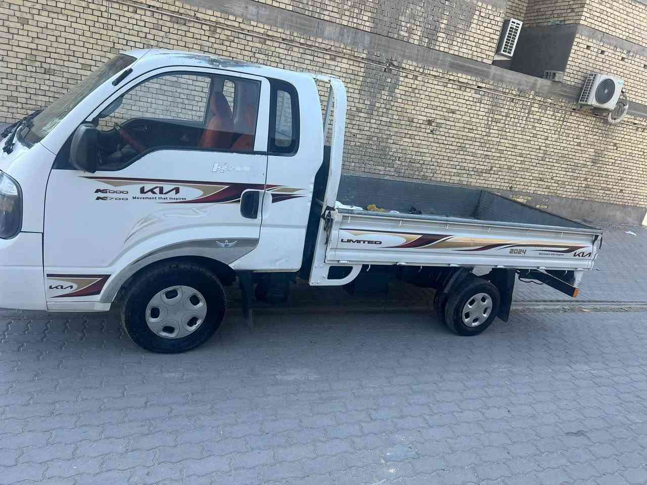 سلام عليكم كيه موديل 2014 رقم ميسان تحويل مباشر مشروع وطني مكفوله من الضربه والصبغ والعيب الشرعي مكينه شرط لا تبخير ولا تنقيص حداديه جديده تخم تاير كهربائيات شغاله سعر 80 بيه مجال حق الجيه العنوان بصره ***********
