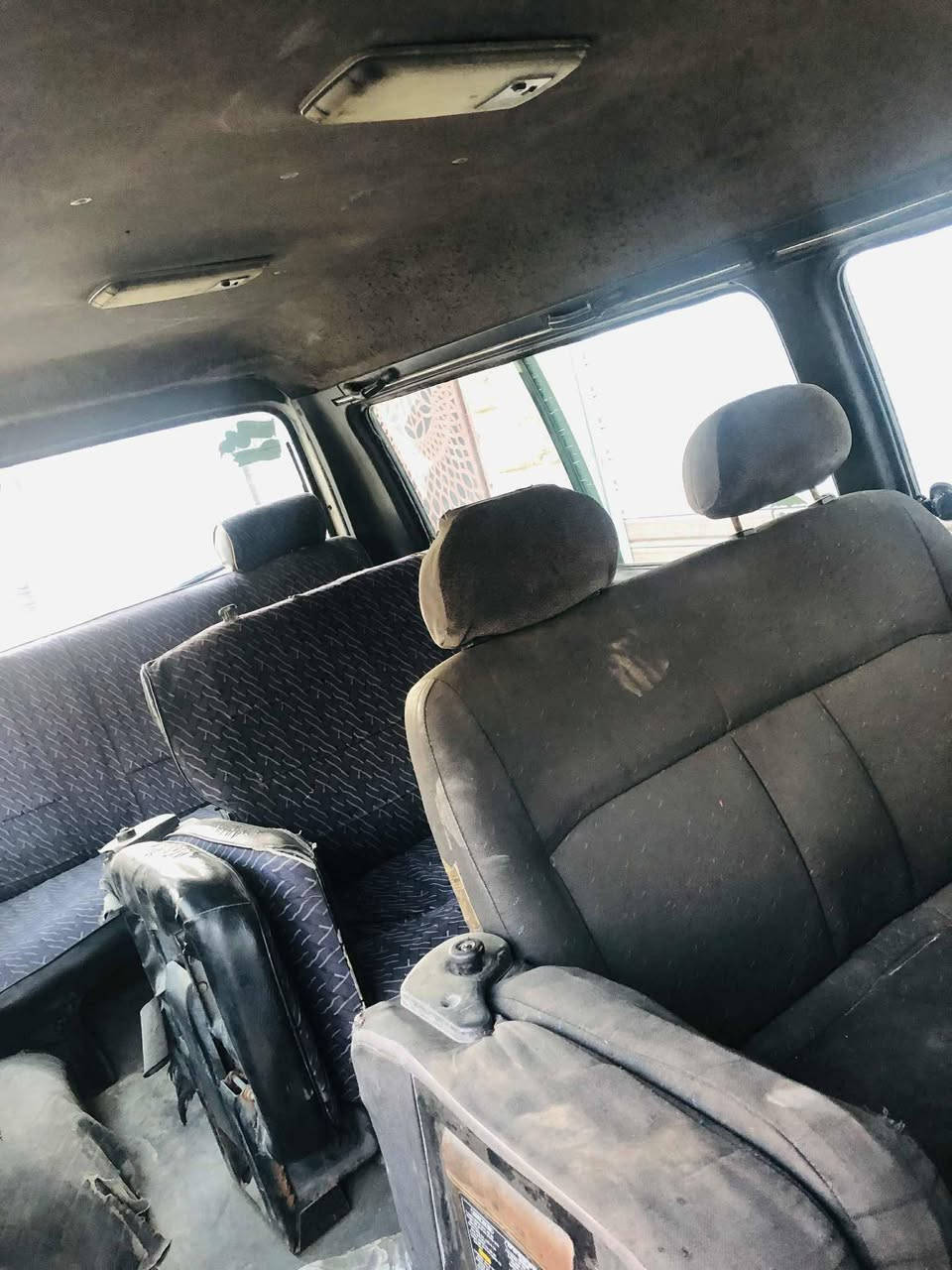 كيا هونداي للبيع
محرك3000بيها نفاخ 
السعر 54بي مجال 
***********
***********
