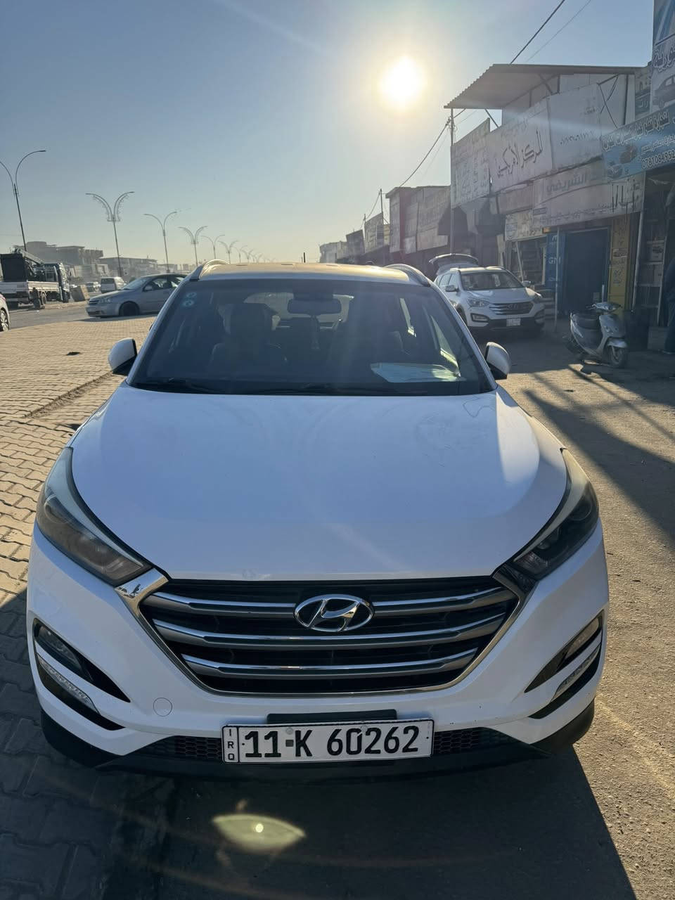 سلام عليكم
توسان 2017 خليجي 
السياره مكفوله كفاله عامه 
للمراوس بجيب 
2015 اسود او ابيض 
***********
