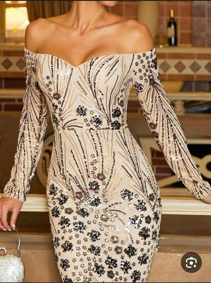 فستان نسائي ماركة شي إن (SHEIN) 🌸
موديل راقي كلش ومناسب للمناسبات والسهرات ✨
القياس: M يلبس ٣٨ – ٤٠
السعر: ٣٥ ألف
حالة الفستان: جديد وغير مستعمل
قطعة أنيقة وقماشها كلش حلو.
للحجز أو الاستفسار: الواتساب *********** 📲
