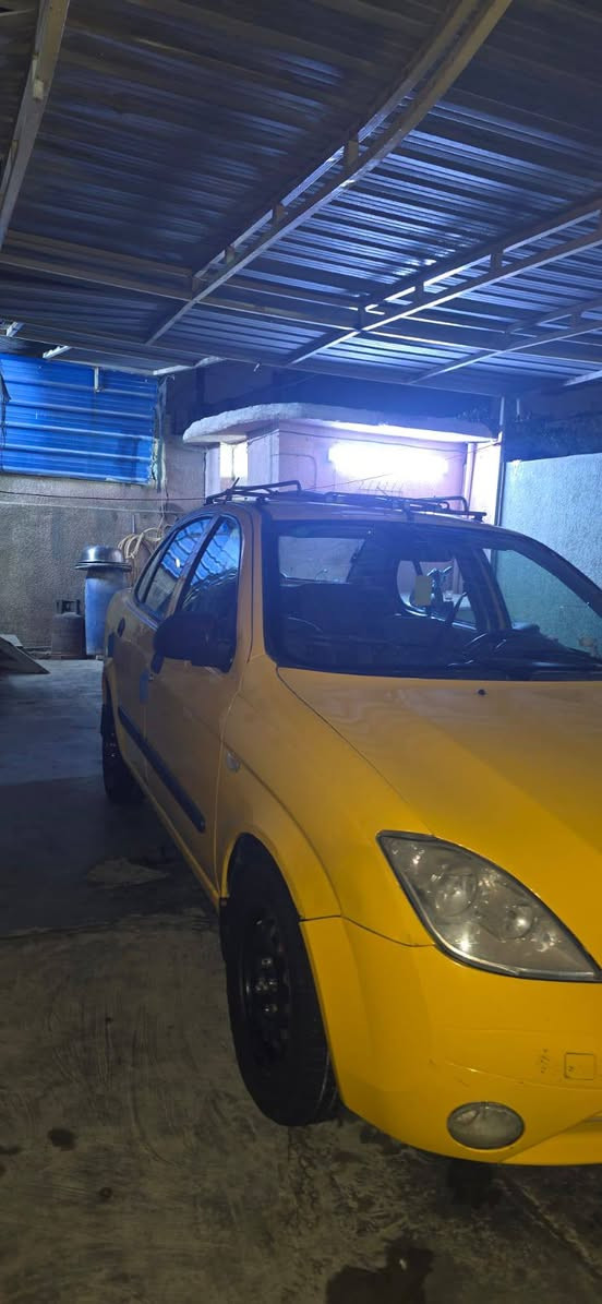 سلام عليكم سياره طيبه للبيع موديل 2015بسمي كير مكينه كفاله بيها بارد بالباب مال السايق بنيد مصبوغ والجاملغ سياره كامله رقم جديد مكان السياره بغداد العبيدي ***********
