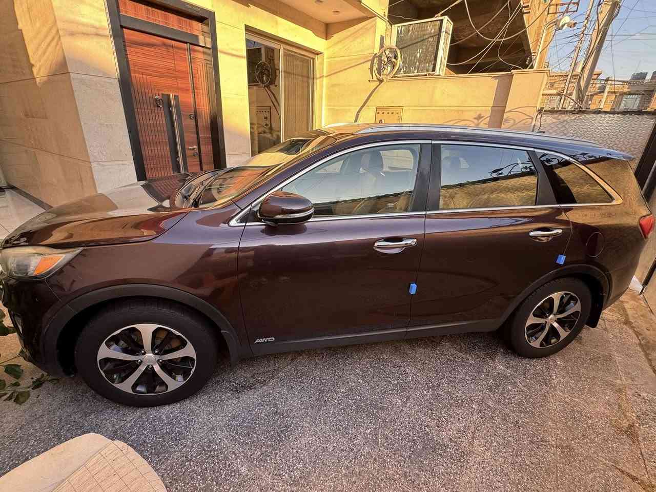 السلام عليكم
سورنتو 2016. امريكي 
رقم بغداد 
4 سلندر ماشيه 77 ميل 
5 راكب   فول مواصفات عدا الفتحه 
كشنات جلدوكهرباء  مري شفط بصمه  فور ويل  رادار  
3 انضمت قياده 
حادث دعاميه خلفيه  وبيها 5 قطع صبغ بدون حادث فقط صبغ 
سعرها 135$ وبيها مجال
مكاني بغداد الشعب 
***********
