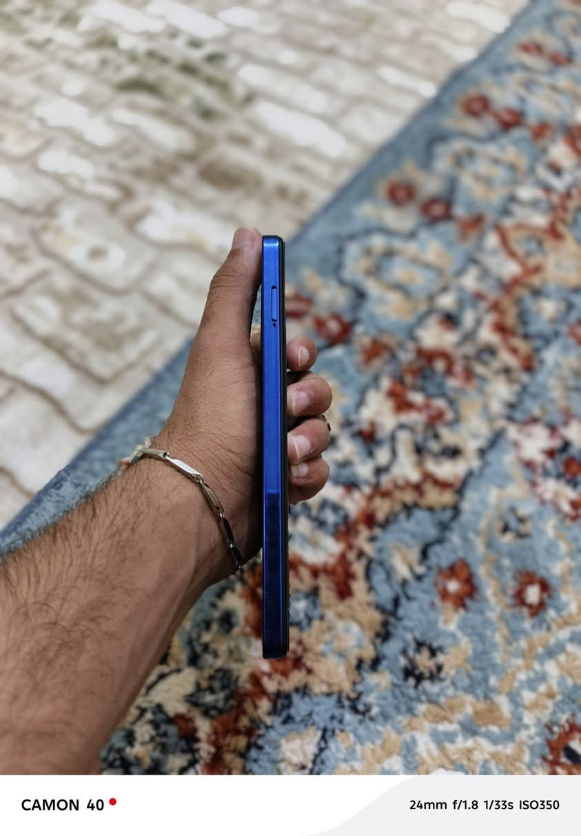 بيع مستعجل سعره ١٥٠ قفل تكنو بوفاة 5بروه  مكفول كله شغال وكلش نضيف يشغل بوبجي 120فريم ذاكره 256 وخارجيه 8+8 بصمه وجه بصمه بجانب دبل سيم كارت صوت ستيريو بطارية 6000 يطول شحن يومين وياه بس كفر مكاني بصره حيانيه


**إذا كنت صاحب هذا الإعلان وتريد حذفه لأي سبب، رجاءا أرسل رسالة إلى الدعم الفني**