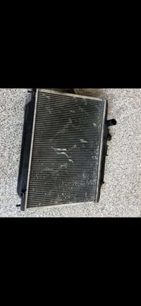 لبيع راديتر مال تبريد اصليه مال نيسان ناصيه رقم 07746473406