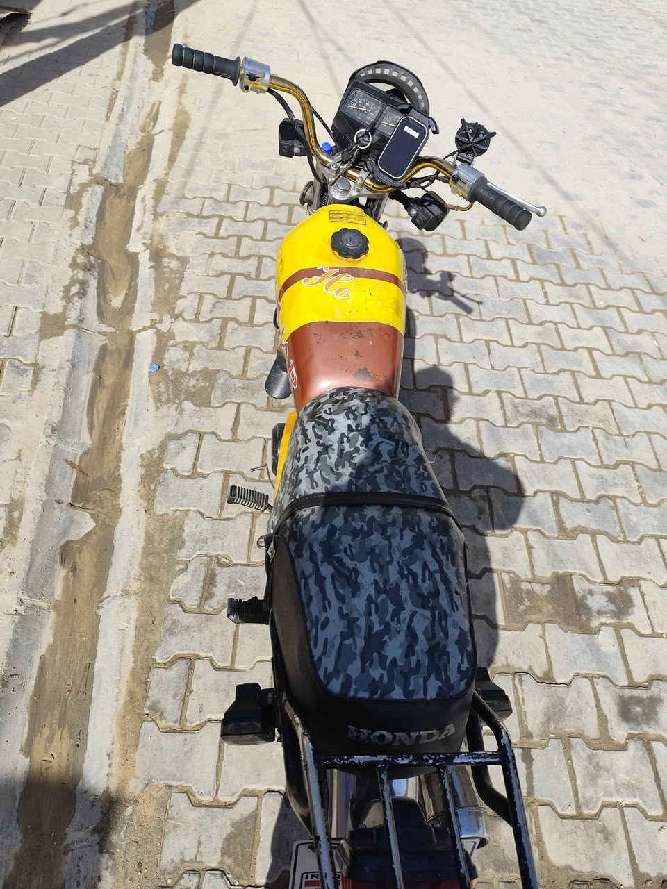 سلام عليكم اربعه كير للبيع 2021.اوراق اصولي بسمي وكيلهه علي عنجور دراجه جاهزه مجهزه مابيهه نقص بلاديه
محرك مامفتوح بي لاستيك ولف شرط السرعه والمعدل كهربائيات كلهه شغاله بريكات وره وكدام شغالات العنوان:كوفه حي ميسان 
السعر 625.. وبيهه مجال للشراي الاستفسار رقمي *********** ماارد خاص.
