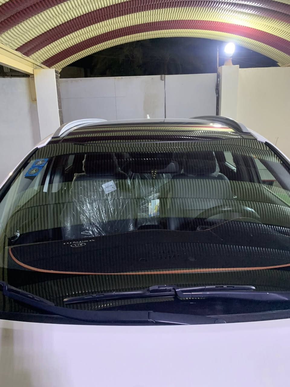 السلام عليكم. للبيع سورنتو خليجي فول مواصفات موديل 19 ماشيه 127 كير محرك على الشركة ما مفتوحة ، هزه وسنوية جديدة 
اي تفاصيل اخرى التواصل معي عالخاص او الاتصال على الرقم *********** مكاني الانبار الخالدية
