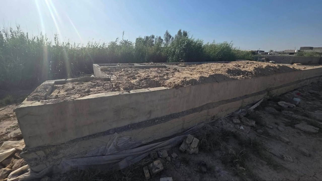 قطعه البيع موقع حي الصادق الاستفسار اتصل***********
مساحه 200متر

بتلو كامل و مدفون @إشارة
