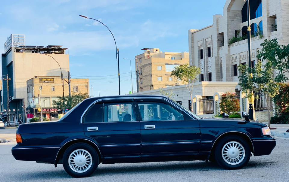 السلام عليكم ورحمه الله اخوتي الكرام 
للبيع ارنب طويل لون نيلي كحلي موديل 1995  رقم بغداد مشروع وطني تحويل مباشر سنويه مجدده لل 2029 
گير ومكينه 2500 حاويه شرط 
مثل مامبين نضافتها بالصور السياره كفاله عامه من كلشي كص ونقل وعيب وضربه واصوليات وخياس شرط الجمالية مثل الصور جاهزه من كلشي دواخل دشبول خلفي امامي ثلاجه بطاين ارضيه جلد تنته جديده كهربائيات البطن والخارج كلها شغاله حداديه اسفنج شرط تخم تاير ويل جديد جعمقه وباور جدد ادامه جديده ترايك وين ميعجبك السياره كفاله وجاهزه وحلوه مال جناي مكان السياره كربلاء السعر 65 وبيها مجال بسيط للشراي 
للاتصال....***********
