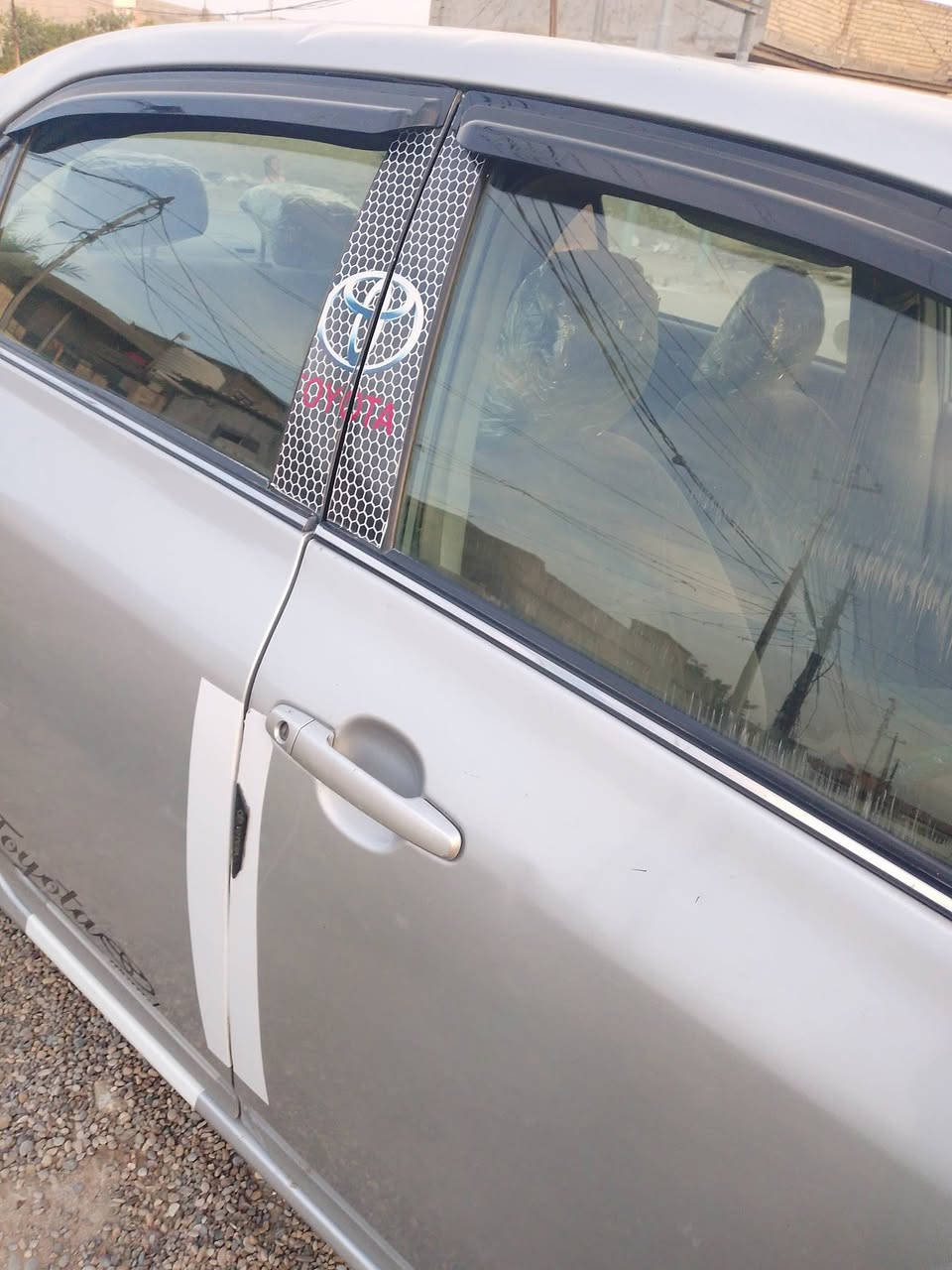 كورلا 2008
لون رصاصي 
كير مكفول 
ضررها جاملغ 
محرك 1800
التبريد شغال 
رقم بغداد سنوية 27
الاستفسارات على الرقم 
***********
