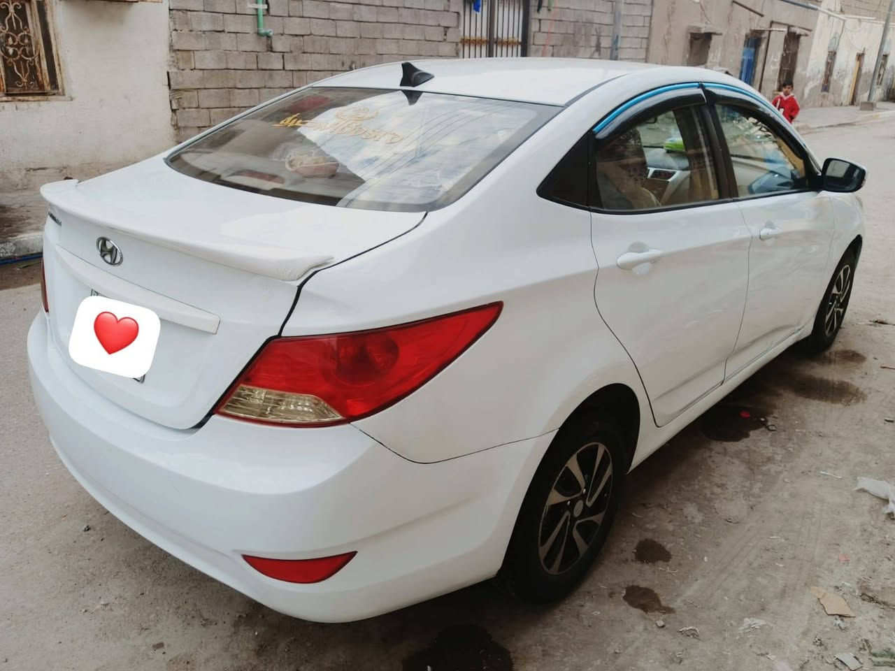 السلام عليكم هونداي اكسنت  موديل16مكينه وكير جدد تبريد تدفه كهربائيات كله شغاله لايت زنون شاشه تاب كامرة خلفية اشاير في المرات اربع دسك سياره خير من الله حدادية طخم تاير جديد رقم ذي قار مشروع وطني صاحب سياره يريد تحويل    السعر 83 وبيها مجال قليل واسونار مآله موجود
للاستفسار الاتصال على الرقم
***********
