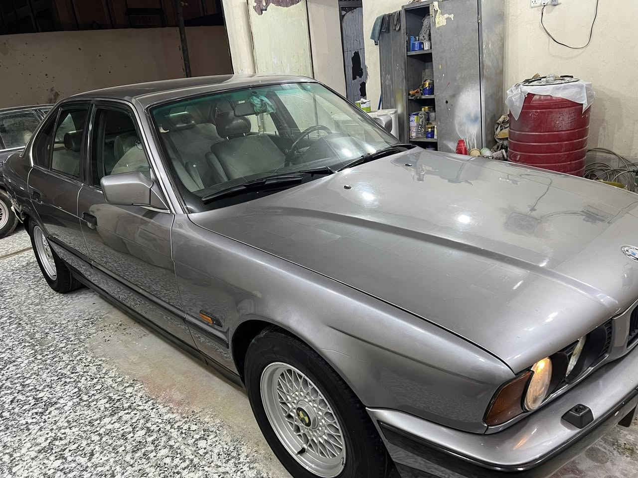 بي ام 535 موديل91 وارد ياباني                        سنويه 27  بسمي
عنوان ميسان 
سعر 58  وبيه مجال 
استفسار 
***********
