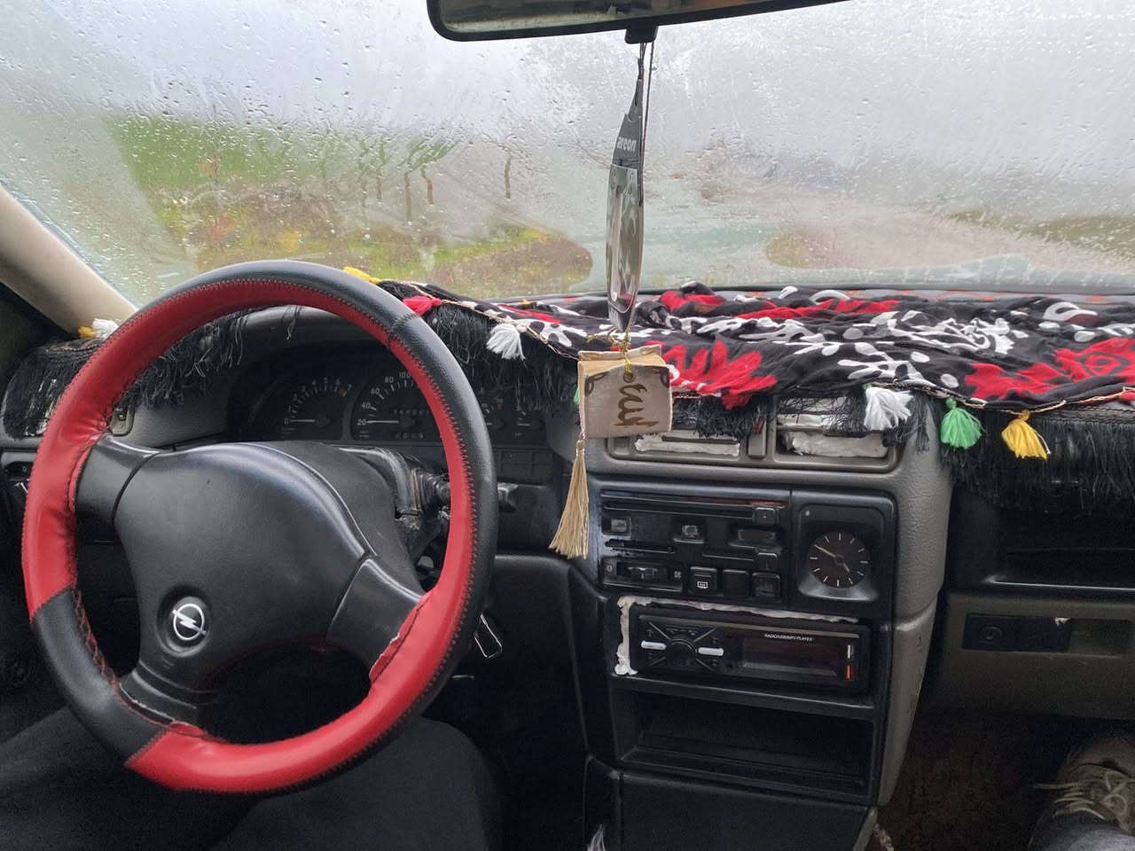 ئۆپل 1992
گێر و مەکینە بە شەرت  
پاک و جوان ماوەتەوە 
هەڵەبجەی شەهید

20 گەلا و مەععمەلە 

                                                                ***********
