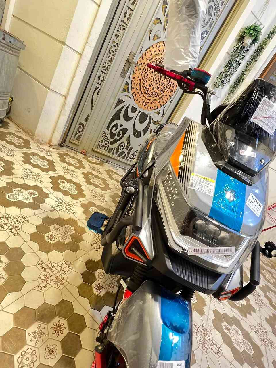 السلام عليكم
دراجه شركة الماسا 💎 الاباتشي 
موديل2026
موطور بالكارتون جديد
(اخو الزيروو مستخدم شي قليل مكفول حته من شخط ...)
(بطاريات عدد 6 على فحص ) 
فول مواصفات  «ملف 3500W» 
(نظام  R) (نظام P)
(مخرج شحن USP) 
(سرعة 99) (سرع 4)
(مثبت سرعة) 
لايت زنون عالي ناصي 
اشاير يمنة يسرة دبل اشارة
السعر 725وبي مجال
الموقع داخل الرمادي
الاستفسار :***********
