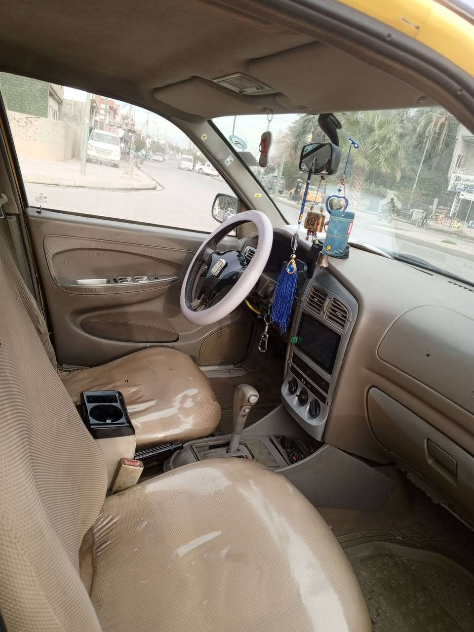 شيري لبيع مكينة وكير كورلا يارس تبريد ثلج سنوية جديد لحد 2030رقم نكليزي مصفرة هيئة وقرامات منضومة غاز 60لتر سيارة بلاد لا ضربة. ولا صبغ  رقم بغداد موديل 2010تخم تاير جديد صدر جديد دوشمه جلد شاشه سستم سماعات كورلا كهربائيات كلة شغال بشرط تحويل هاذا رقمي شراي يخابر ***********سعر 39بيها مجال
