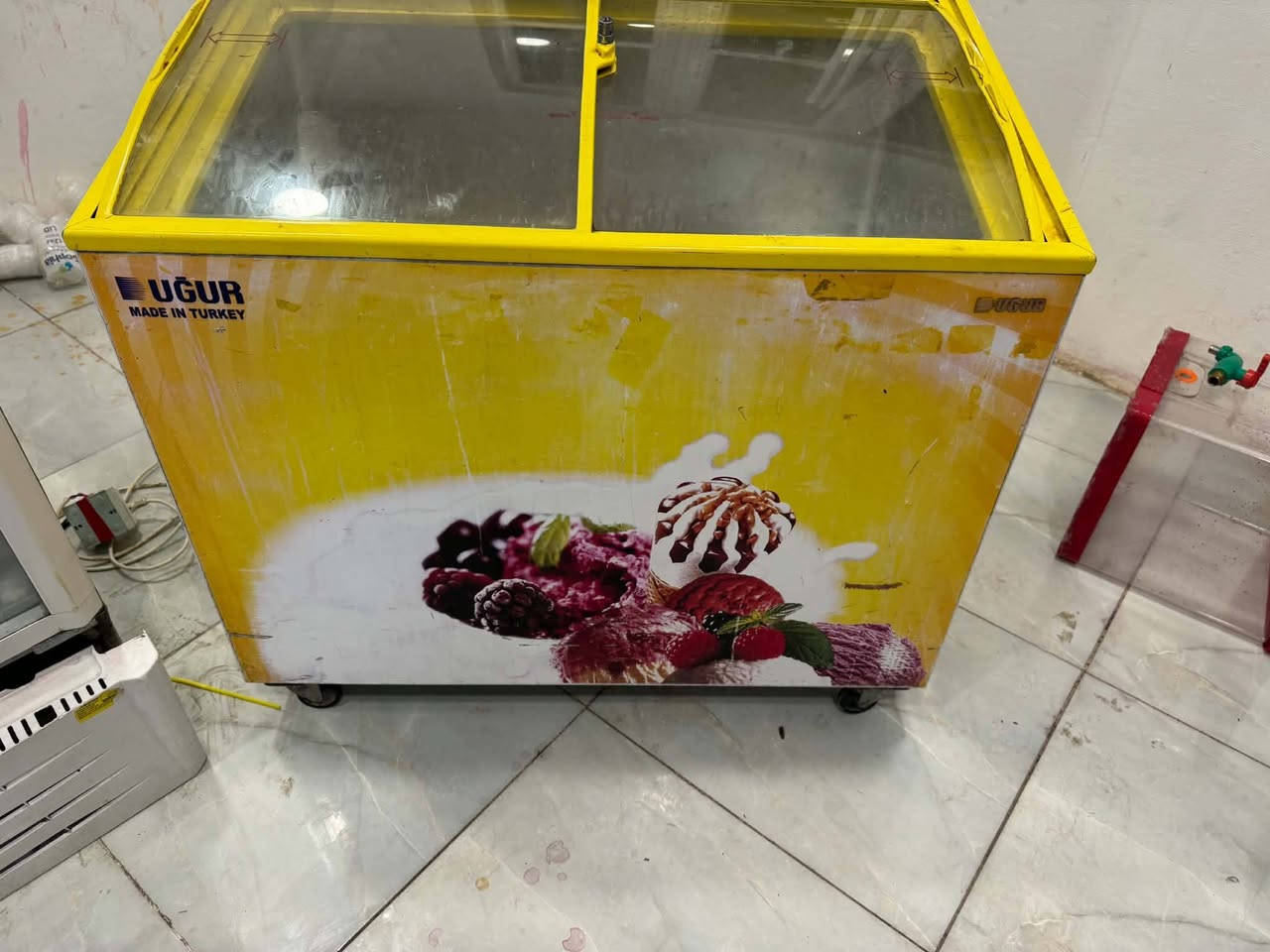عارظه للبيع أيكور باب ألاول كل نقص مابيه
موقعها ديالى بلدروز للاستفسار الاتصال على الرقم***********
