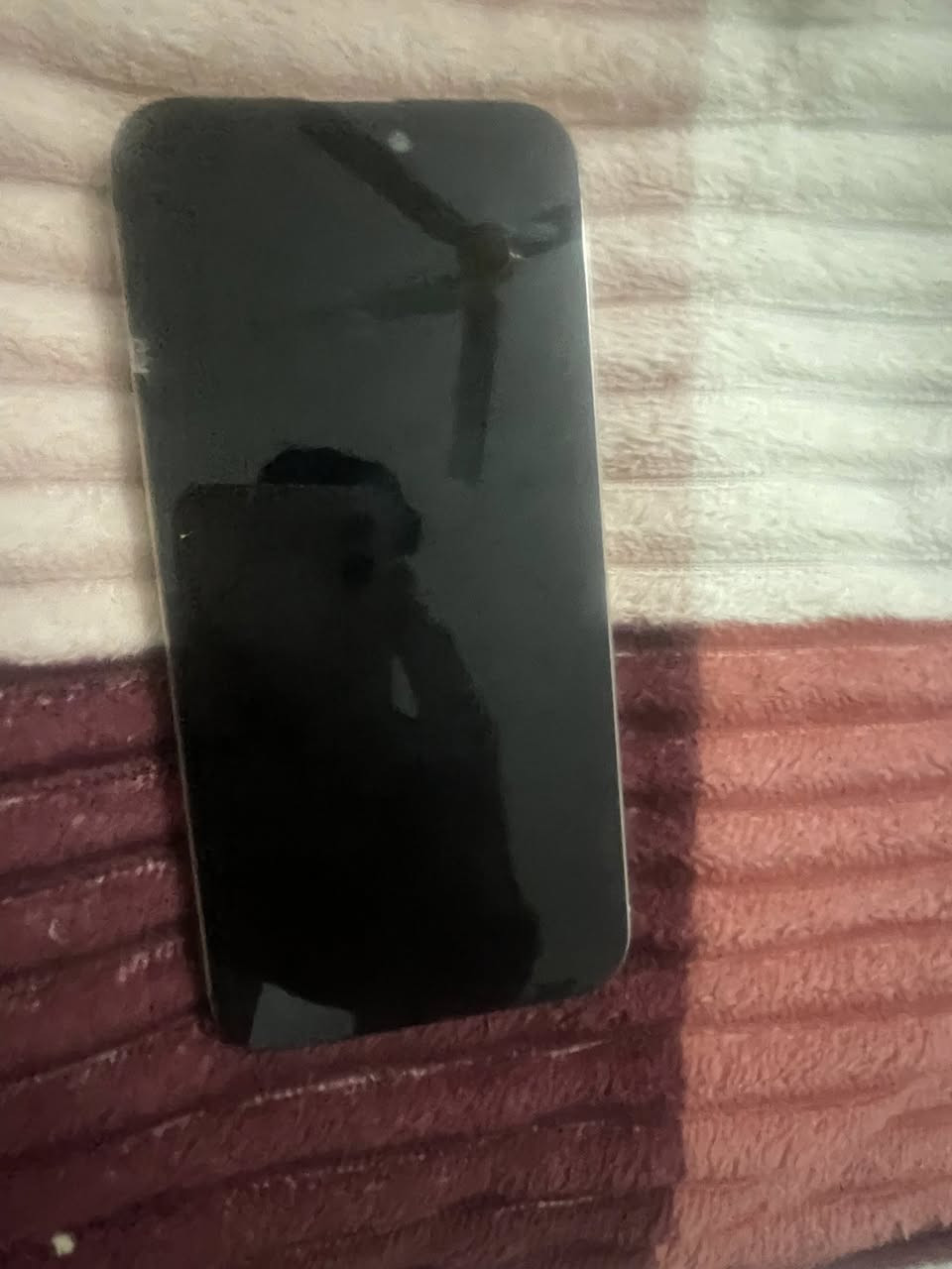 15بروماكس
مبدل شاشه وبطاريه 
البطاريه تقره نسبه يعني اصليه ومتصرف 82
فيس ايدي شغال 
نت اتصال كله شغال 
مكاني بغداد الدوره 
652وبي مجال 
***********اتصال 
***********'واتساب
