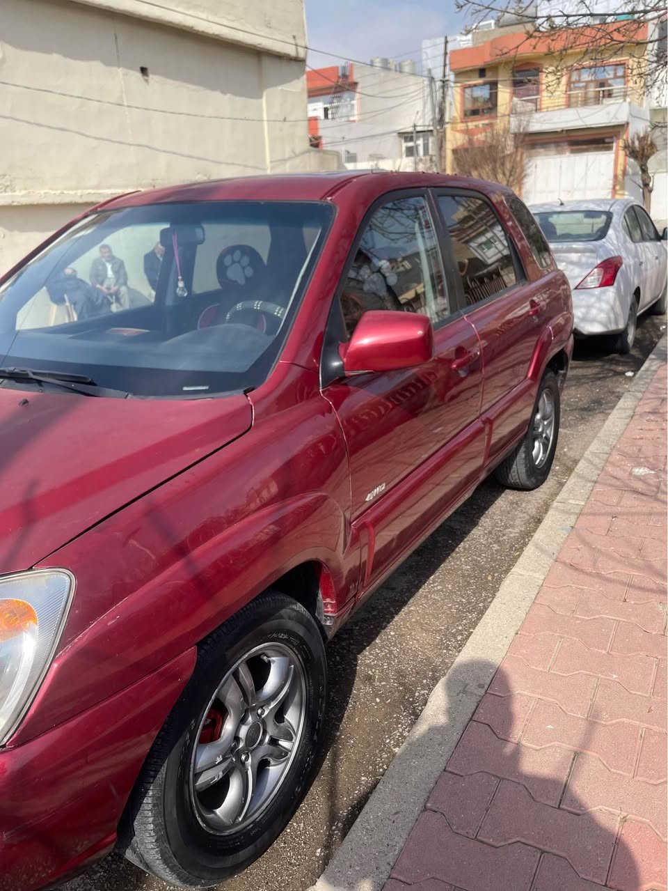 کیای سپۆرتاج ٢٠٠٨
سەیارەکە ساخە و ئەوەلیاتو کۆدی ئاسایشی بۆ کراوە
سەیارەکە وردە مەسرەفی هەیە 
سعری ٤٥ گەڵاو معامەلە
سەیارەکە ٦ بستۆنە 
*********** السليمانية, العراق
