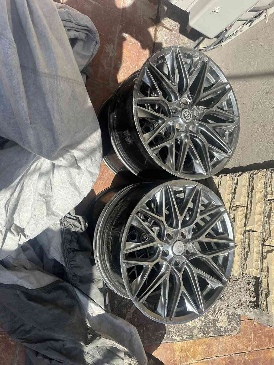 غراض جينسيس جي ٩٠ موديل ١٨ للبيع مكان بغداد الكرخ
***********
