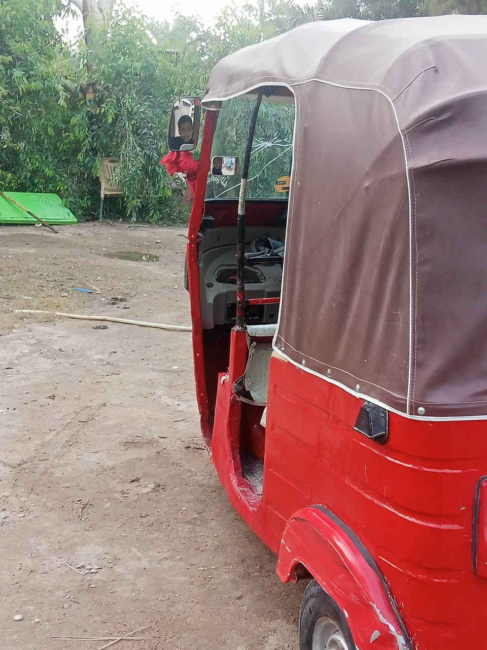 للبيع تكتك للبيع تكتك حلوه بجاج مكينه عشرين مكفولة موديل 2018 رقم سنويه بابل مكان بابل الحمزة الغربي سعر 4500 وبيه مجال للشراي الرقم ***********
